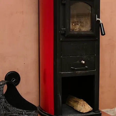 Small In Sikupilli *